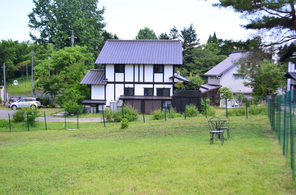 プライベート ドッグラン 遊ぶお庭 あります ベストレート保証 公式 岡山ひるぜん貸別荘ピーターパン 雪あかり クリスマスコテージ