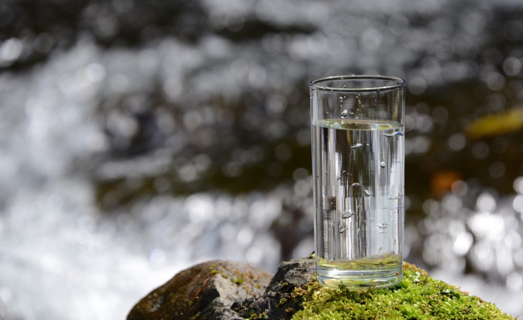 コテージのお水は蒜山高原の天然水です ベストレート保証 公式 岡山ひるぜん貸別荘ピーターパン 雪あかり クリスマスコテージ